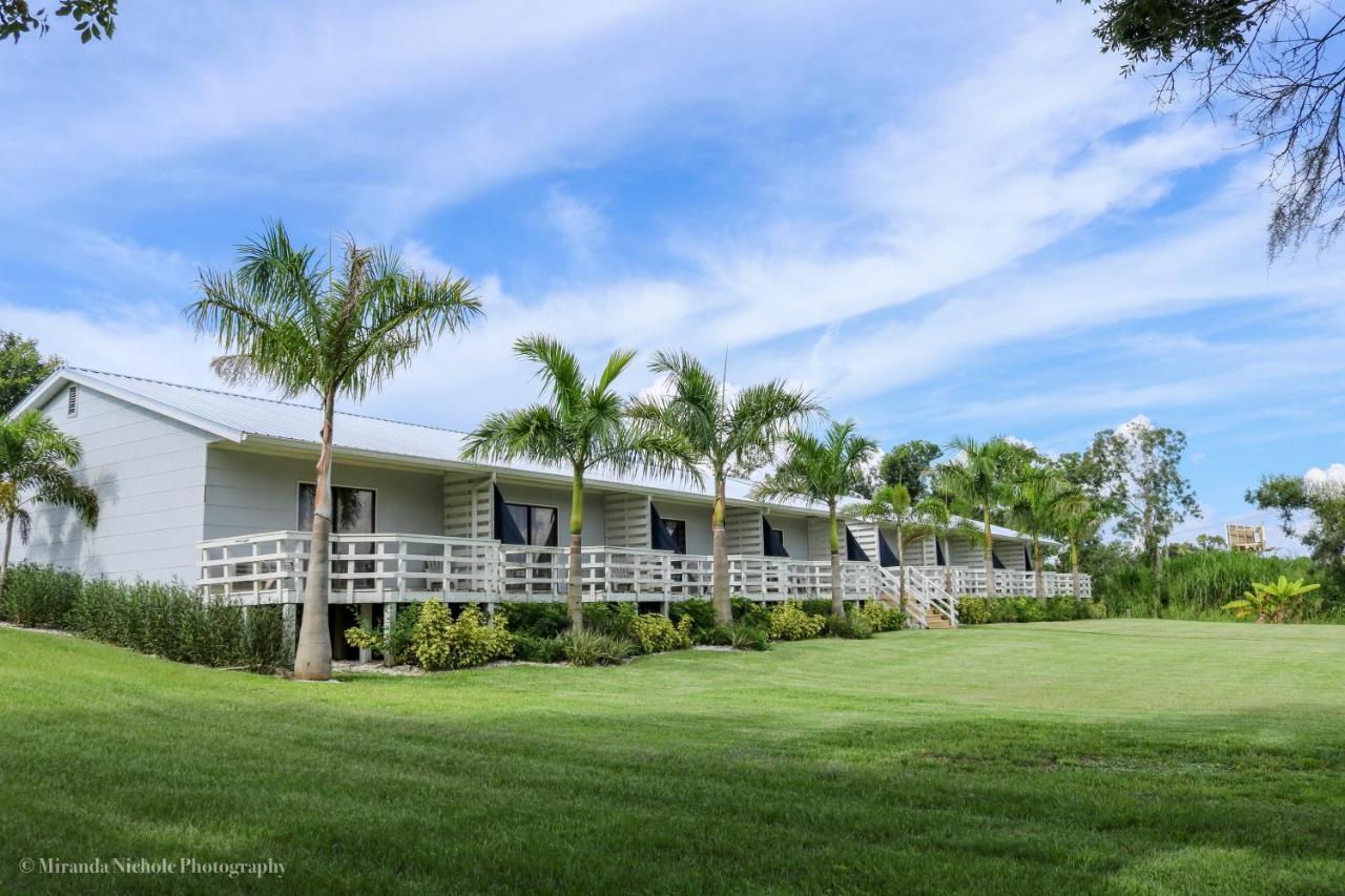 The Rivers Edge Motel ラベル エクステリア 写真