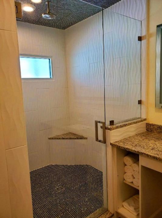 The Rivers Edge Motel ラベル エクステリア 写真